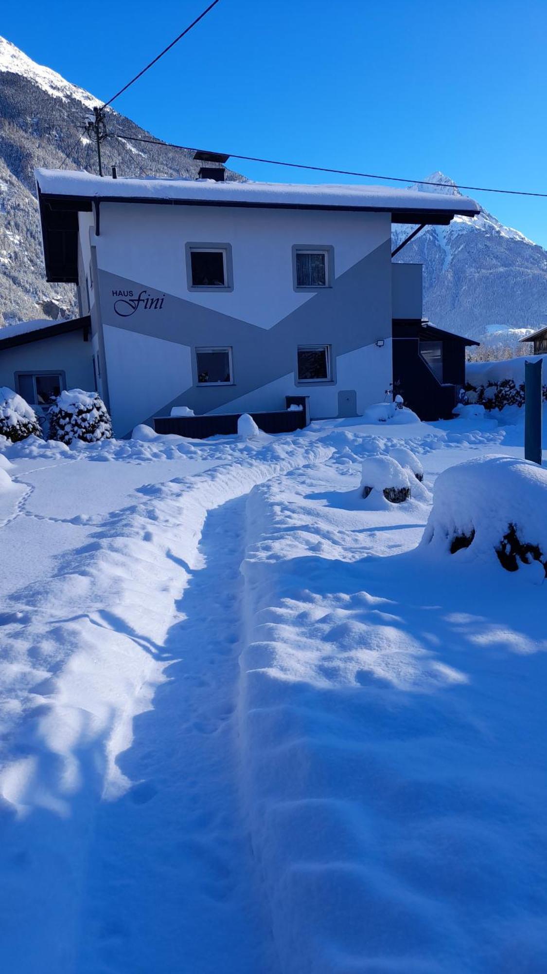 Apartamento Haus Fini Längenfeld Exterior foto
